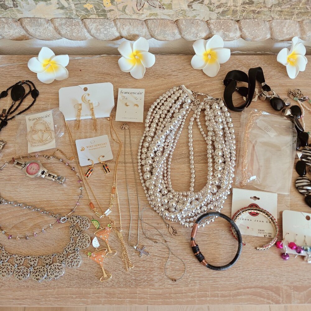 Mall Brand All Signed Jewelry Lot: Necklace, Bracelets, Earrings, Rings!